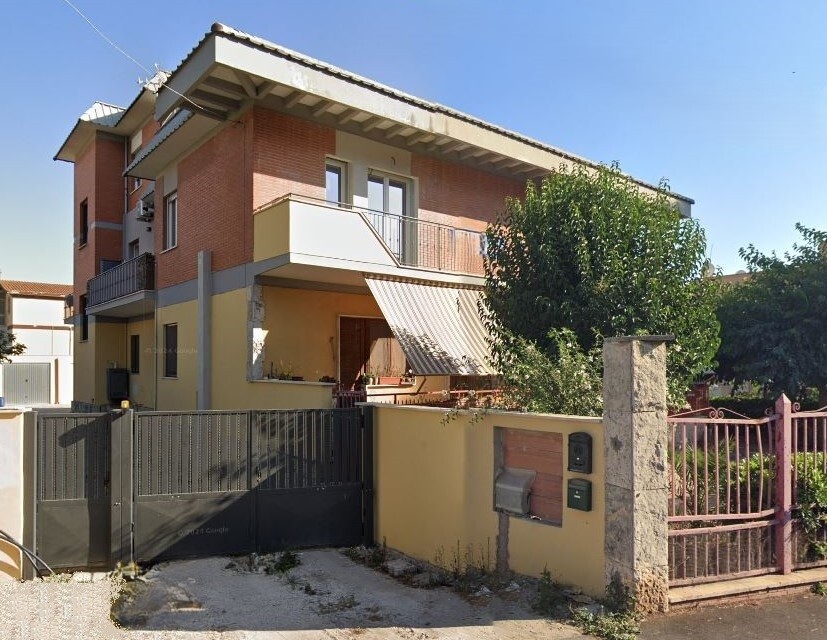 Tipologia Immobile: appartamento Provincia: roma Comune: fiumicino Località: centro Indirizzo: Via della Scafa