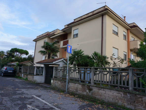 Tipologia Immobile: appartamento Provincia: roma Comune: fiumicino Località: isola sacra Indirizzo: Via Passo Buole