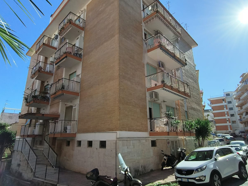 Tipologia Immobile: appartamento Provincia: latina Comune: gaeta Località:  Indirizzo: Via Caduti sul Mare