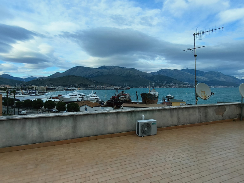 Tipologia Immobile: appartamento Provincia: latina Comune: gaeta Località:  Indirizzo: Lungomare Giovanni Caboto