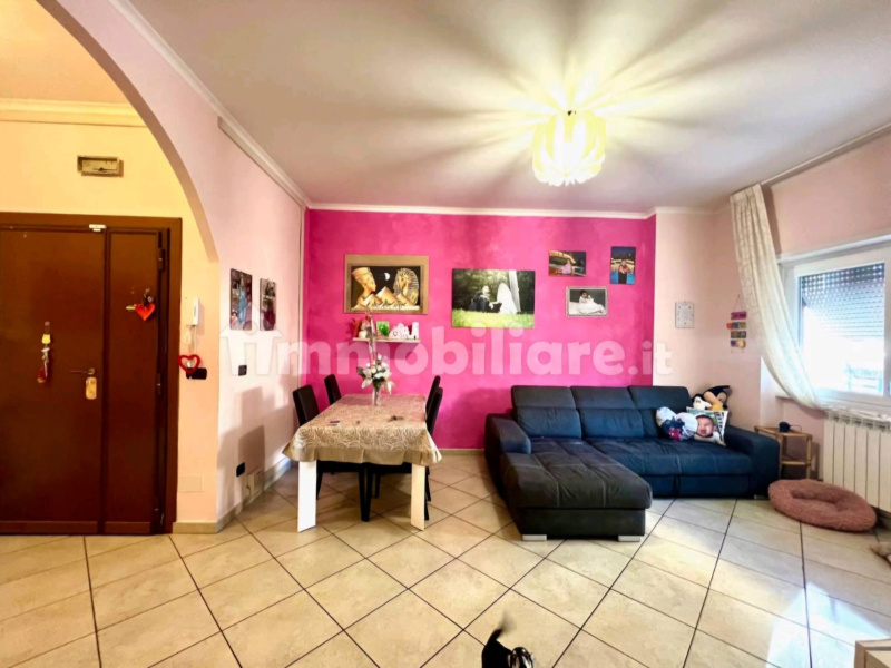 Tipologia Immobile: appartamento Provincia: roma Comune: genzano di roma Località:  Indirizzo: Via Stati Uniti d'America