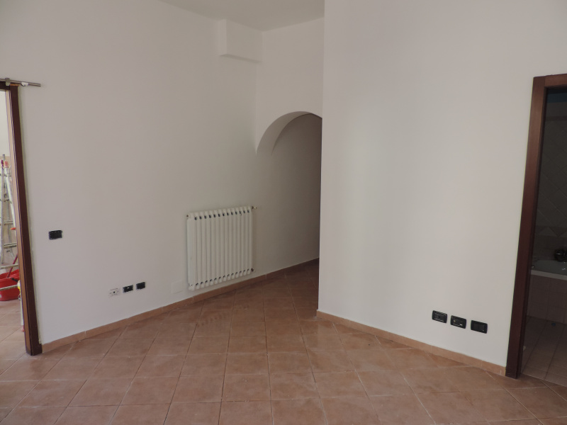 Tipologia Immobile: appartamento Provincia: roma Comune: guidonia montecelio Località: montecelio Indirizzo: Via Nuova