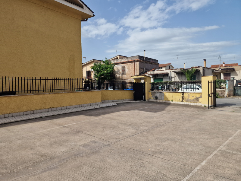 Tipologia Immobile: appartamento Provincia: roma Comune: guidonia montecelio Località: villanova Indirizzo: Via Giuseppe Garibaldi