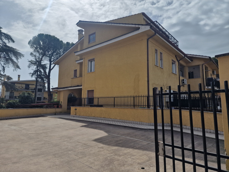Tipologia Immobile: appartamento Provincia: roma Comune: guidonia montecelio Località: villanova Indirizzo: Via Giuseppe Garibaldi