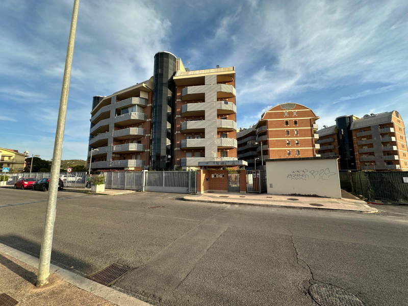 Tipologia Immobile: appartamento Provincia: roma Comune: monterotondo Località: monterotondo Indirizzo: Via del Commercio