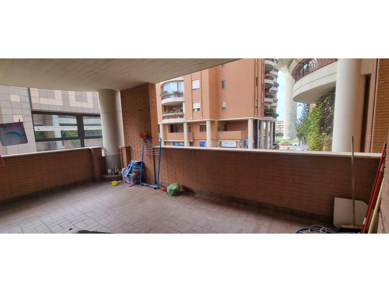 Tipologia Immobile: appartamento Provincia: roma Comune: pomezia Località:  Indirizzo: Piazza San Benedetto da Norcia