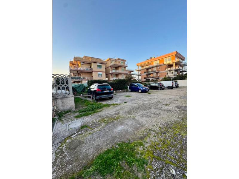 Tipologia Immobile: appartamento Provincia: roma Comune: pomezia Località:  Indirizzo: Via Svezia