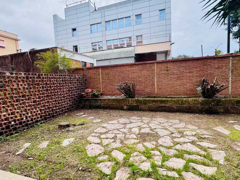 Tipologia Immobile: appartamento Provincia: roma Comune: roma Località: circonvallazione aurelia Indirizzo: Via Aurelia