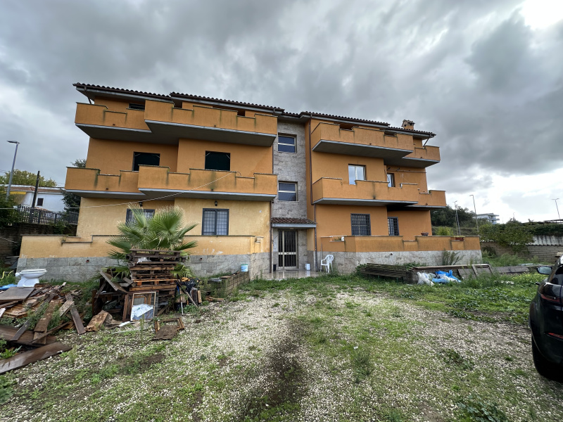 Tipologia Immobile: appartamento Provincia: roma Comune: roma Località: la storta Indirizzo: Via Enzo Tolu