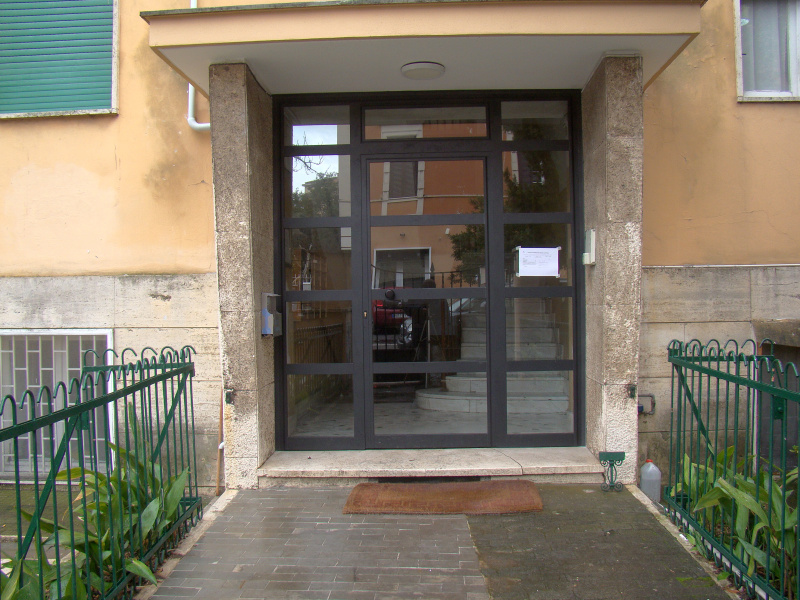 Tipologia Immobile: appartamento Provincia: roma Comune: roma Località: pineta sacchetti Indirizzo: Via Silvestro II