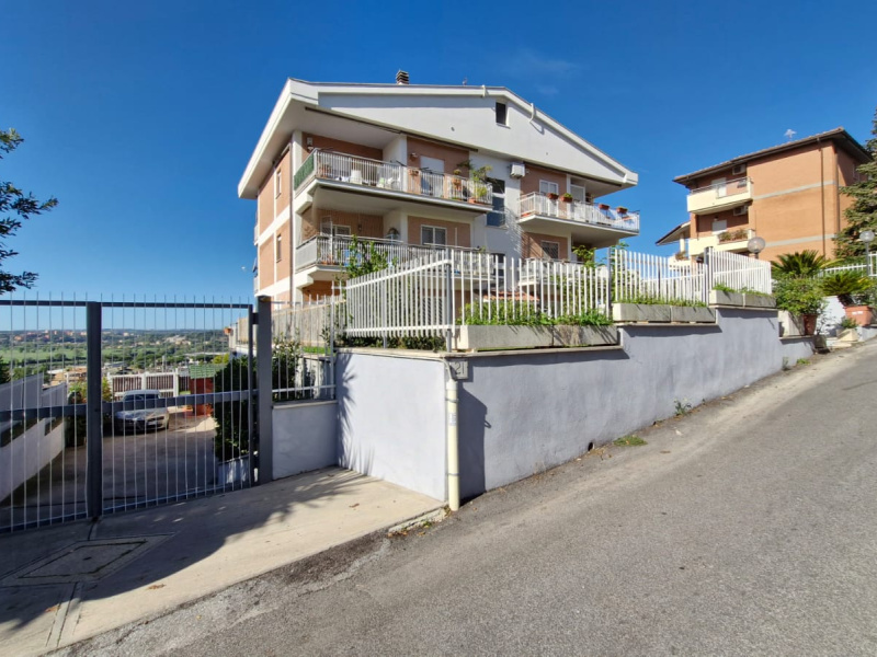 Tipologia Immobile: appartamento Provincia: roma Comune: roma Località: settebagni Indirizzo: Via Poggio a Caiano