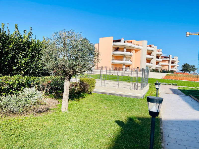 Tipologia Immobile: appartamento Provincia: roma Comune: roma Località: boccea Indirizzo: Via Monte del Marmo