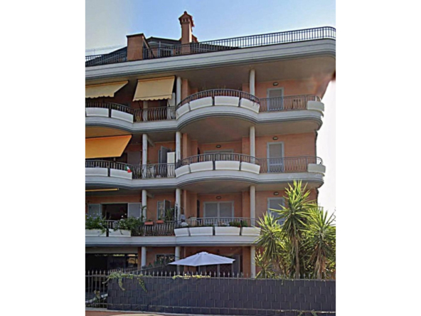 Tipologia Immobile: appartamento Provincia: roma Comune: roma Località: finocchio - borghesiana Indirizzo: Via del Padiglione