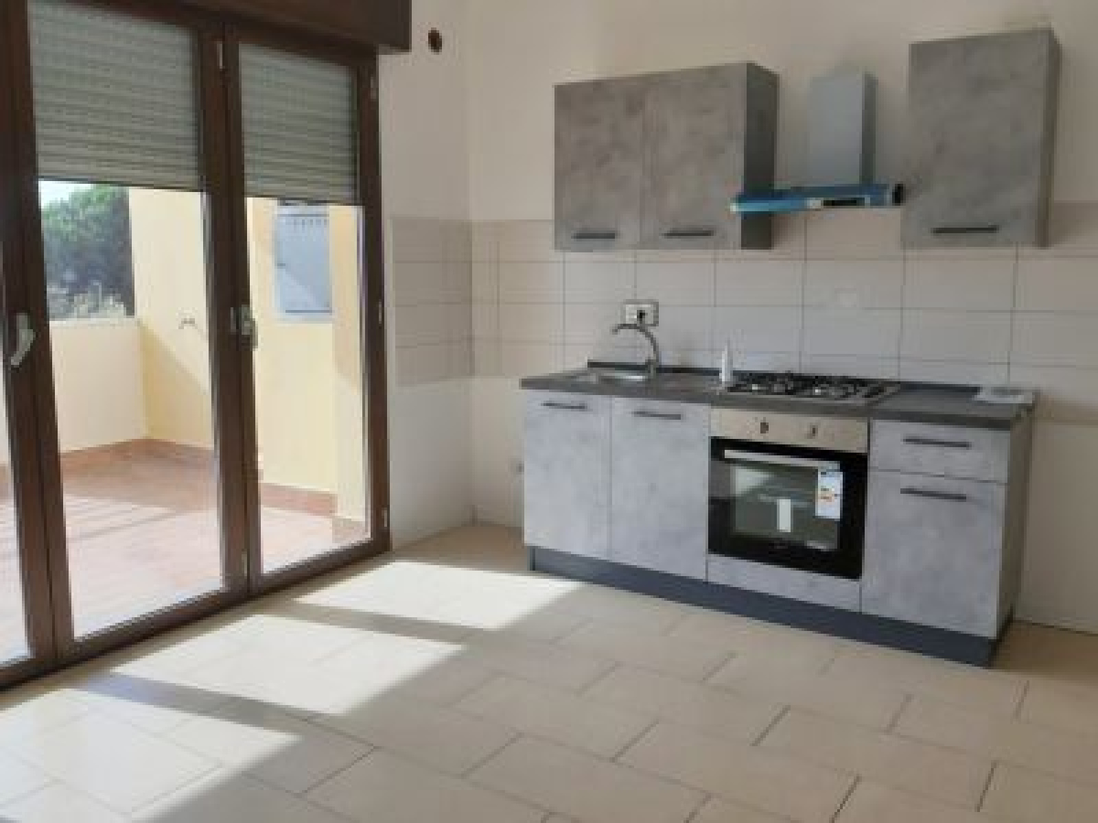 Tipologia Immobile: appartamento Provincia: roma Comune: roma Località: casal palocco Indirizzo: Via Salorno