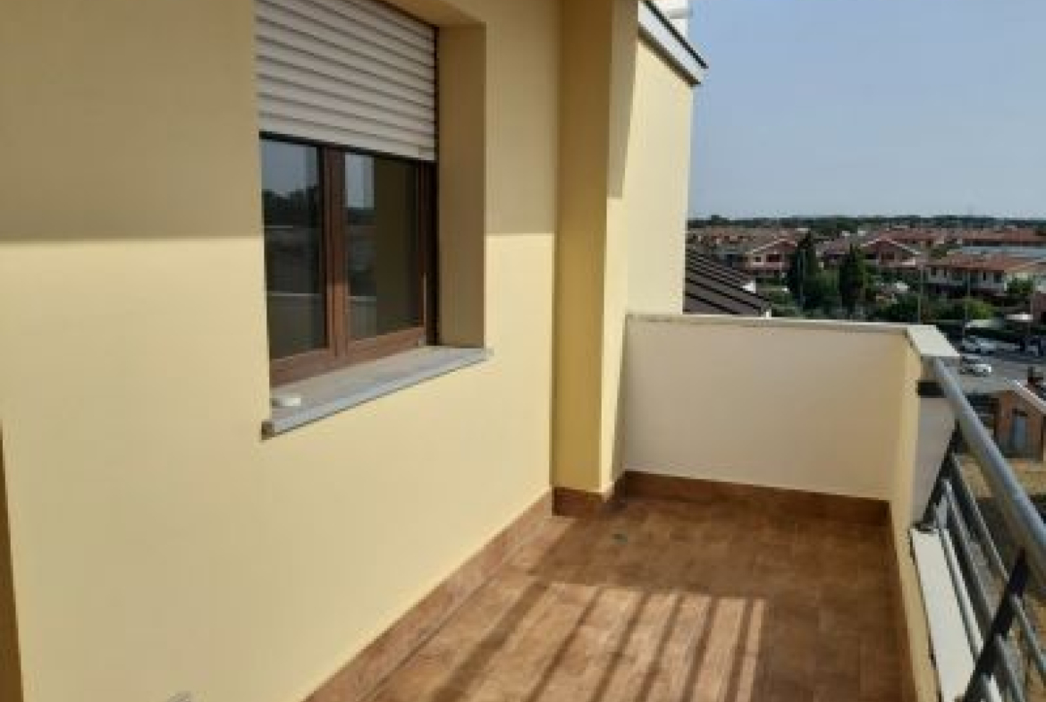 Tipologia Immobile: appartamento Provincia: roma Comune: roma Località: casal palocco Indirizzo: Via Salorno