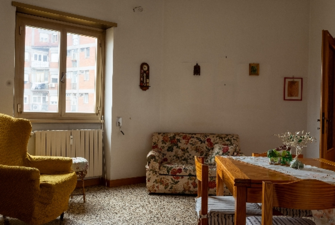 Tipologia Immobile: appartamento Provincia: roma Comune: roma Località: torraccia - san basilio Indirizzo: Via Senigallia