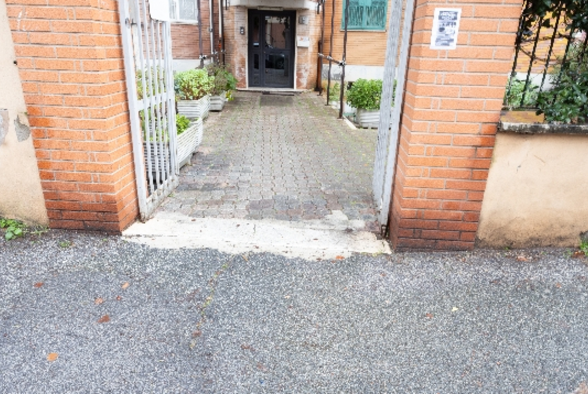 Tipologia Immobile: appartamento Provincia: roma Comune: roma Località: torraccia - san basilio Indirizzo: Via Senigallia