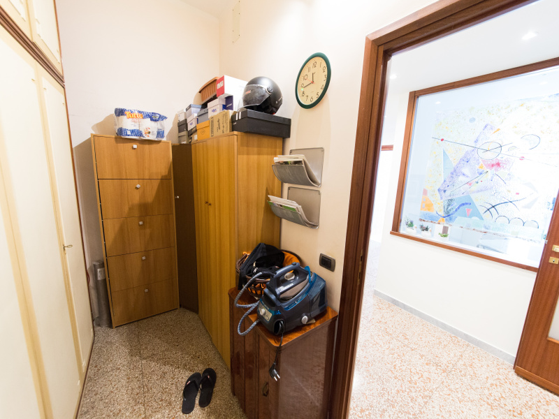 Tipologia Immobile: appartamento Provincia: roma Comune: roma Località: san giovanni Indirizzo: Via Foligno