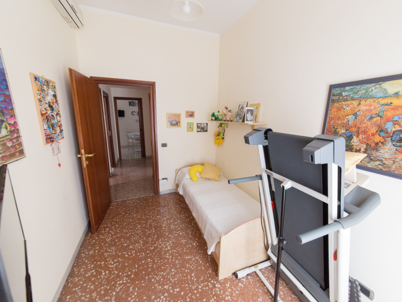 Tipologia Immobile: appartamento Provincia: roma Comune: roma Località: san giovanni Indirizzo: Via Foligno