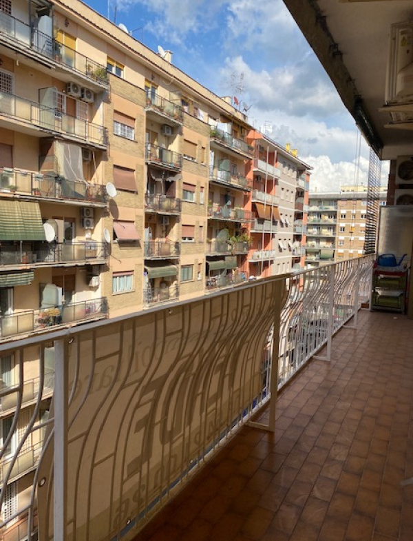 Tipologia Immobile: appartamento Provincia: roma Comune: roma Località: villa gordiani Indirizzo: Via Cairano