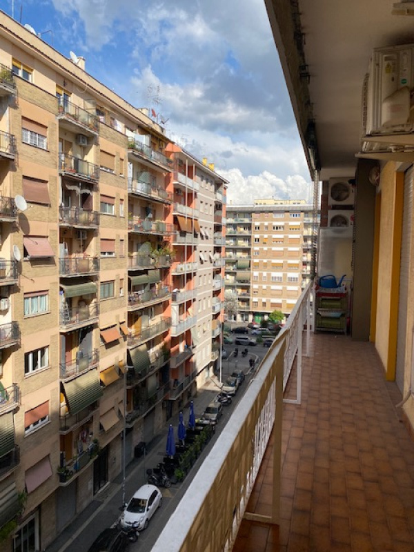 Tipologia Immobile: appartamento Provincia: roma Comune: roma Località: villa gordiani Indirizzo: Via Cairano