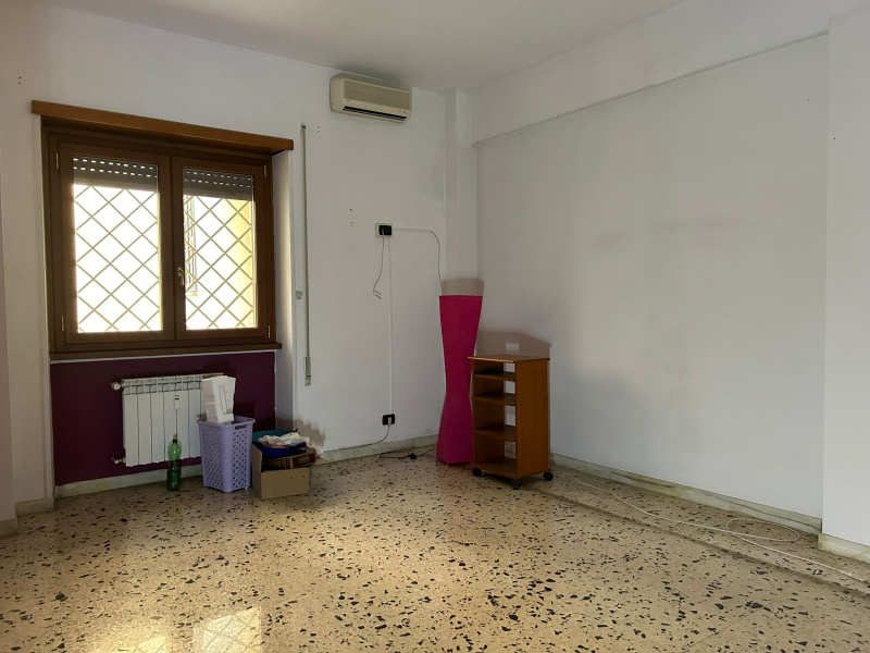 Tipologia Immobile: appartamento Provincia: roma Comune: roma Località: collatino - prenestina Indirizzo: Via Prenestina