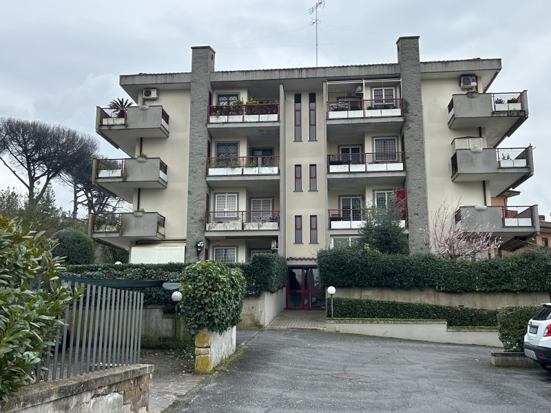 Tipologia Immobile: appartamento Provincia: roma Comune: roma Località: casalotti Indirizzo: Via di Casalotti