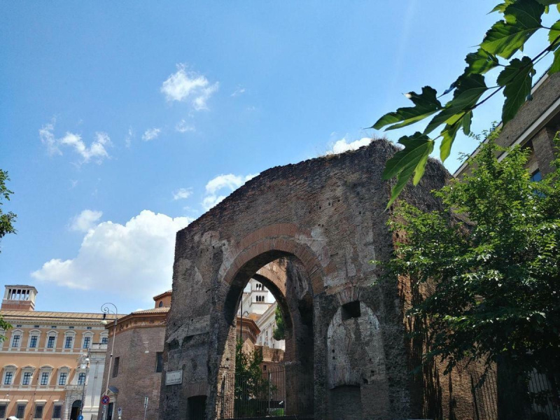 Tipologia Immobile: appartamento Provincia: roma Comune: roma Località: san giovanni Indirizzo: Via dei Laterani