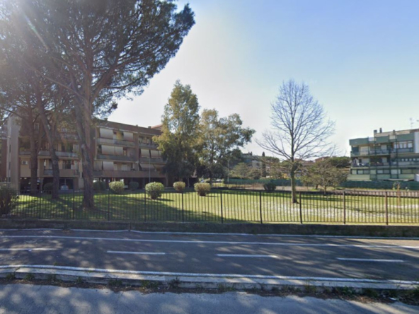 Tipologia Immobile: appartamento Provincia: roma Comune: roma Località: acilia Indirizzo: Via Vincenzo Petra