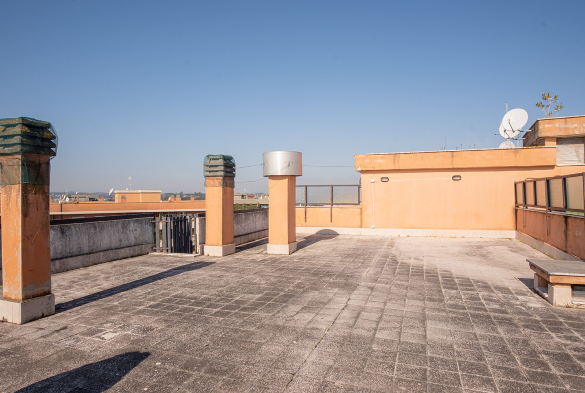 Tipologia Immobile: appartamento Provincia: roma Comune: roma Località: labaro - prima porta Indirizzo: Via Clauzetto