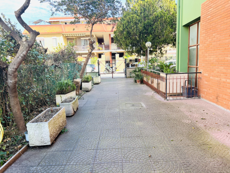 Tipologia Immobile: appartamento Provincia: roma Comune: roma Località: acilia Indirizzo: Via Giuseppe Maria Zampi