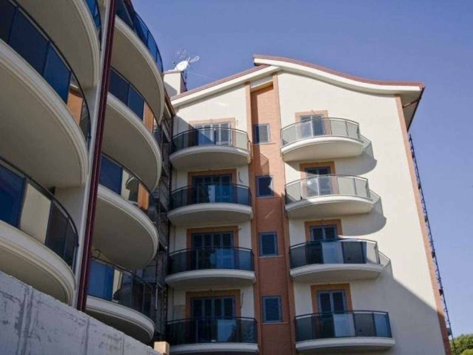 Tipologia Immobile: appartamento Provincia: roma Comune: roma Località: axa Indirizzo: Via Padre Massaruti