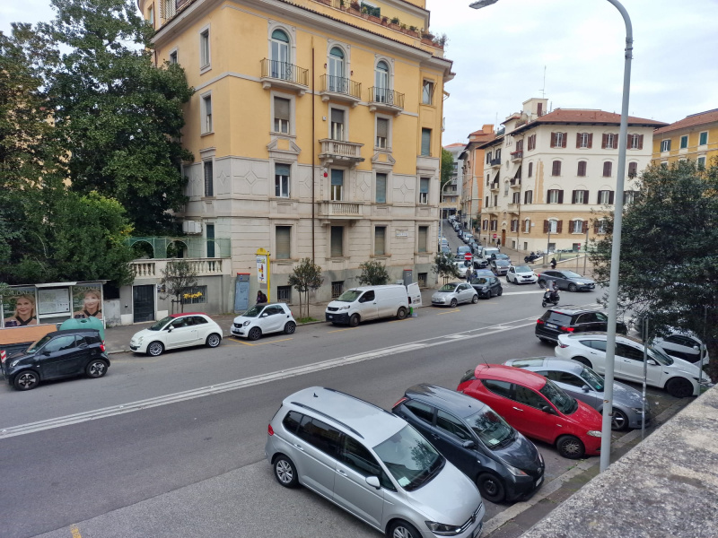 Tipologia Immobile: appartamento Provincia: roma Comune: roma Località: parioli - pinciano Indirizzo: Viale Bruno Buozzi