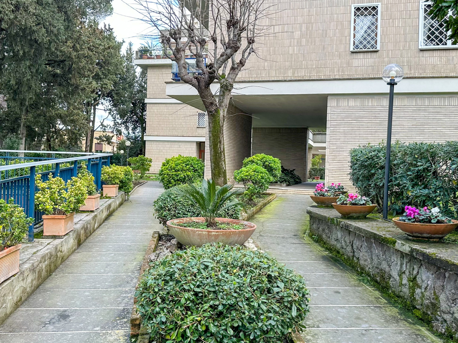 Tipologia Immobile: appartamento Provincia: roma Comune: roma Località: ponte milvio Indirizzo: Viale Cortina d'Ampezzo