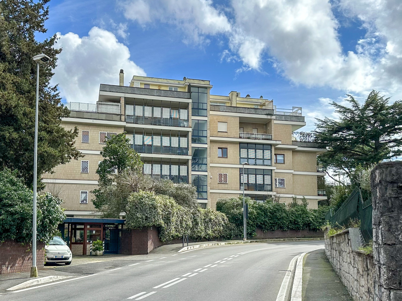Tipologia Immobile: appartamento Provincia: roma Comune: roma Località: ponte milvio Indirizzo: Viale Cortina d'Ampezzo
