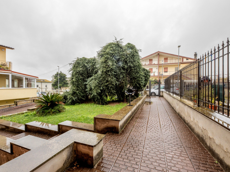 Tipologia Immobile: appartamento Provincia: roma Comune: roma Località: cesano Indirizzo: Via Fosso degli Arcacci