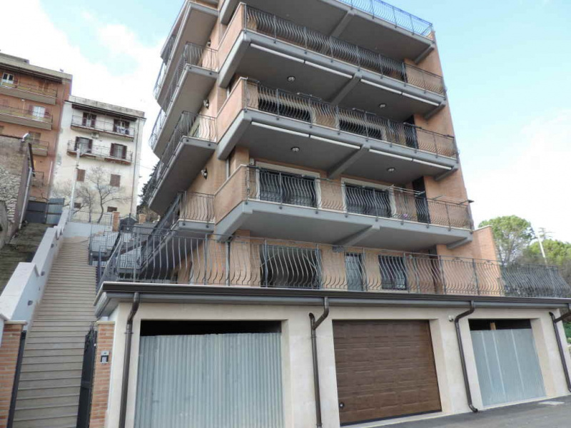 Tipologia Immobile: appartamento Provincia: roma Comune: sant'angelo romano Località:  Indirizzo: Via Roma