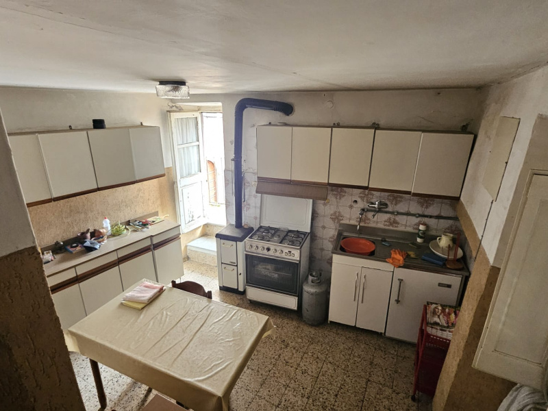 Tipologia Immobile: appartamento Provincia: roma Comune: segni Località:  Indirizzo: Via Umberto I