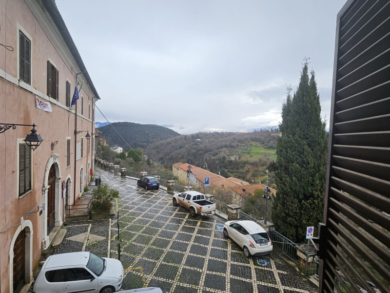 Tipologia Immobile: appartamento Provincia: roma Comune: segni Località:  Indirizzo: Via Umberto I