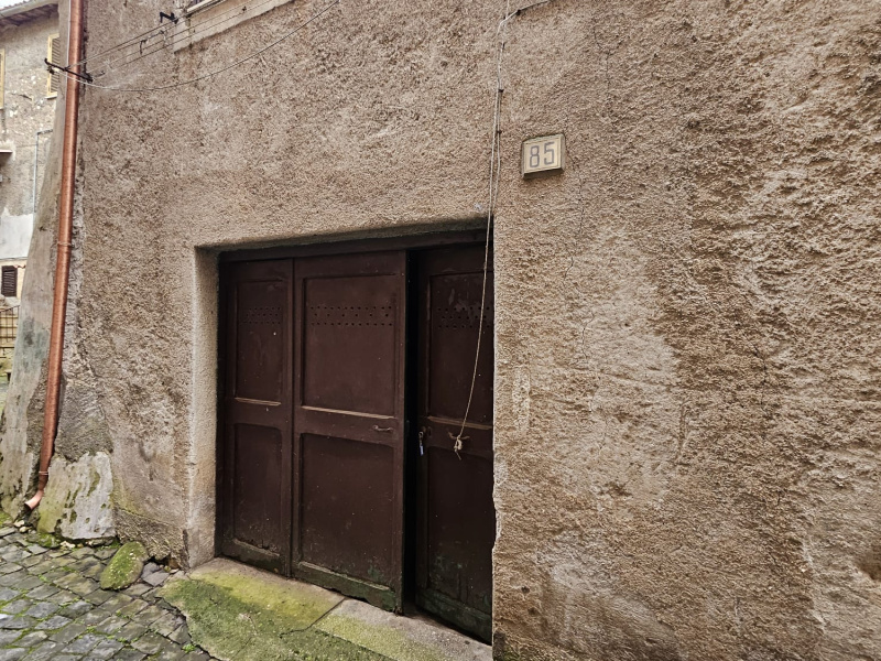 Tipologia Immobile: appartamento Provincia: roma Comune: segni Località:  Indirizzo: Via Umberto I