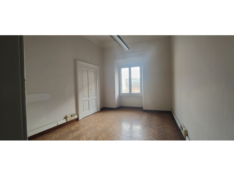 Tipologia Immobile: appartamento uso ufficio Provincia: roma Comune: roma Località: ripetta - v. emanuele - palatino Indirizzo: Corso Vittorio Emanuele II