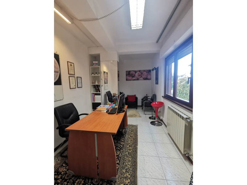 Tipologia Immobile: appartamento Provincia: roma Comune: velletri Località:  Indirizzo: Via Lata