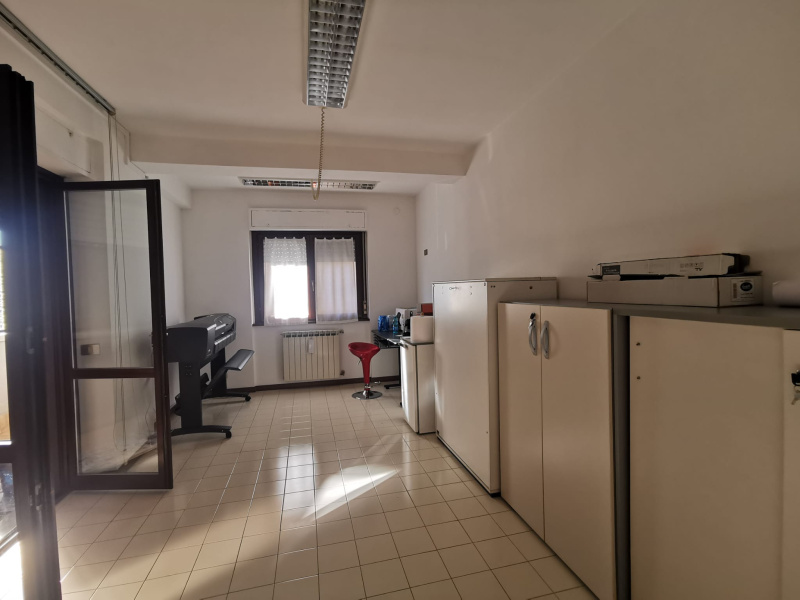 Tipologia Immobile: appartamento Provincia: roma Comune: velletri Località:  Indirizzo: Via Lata