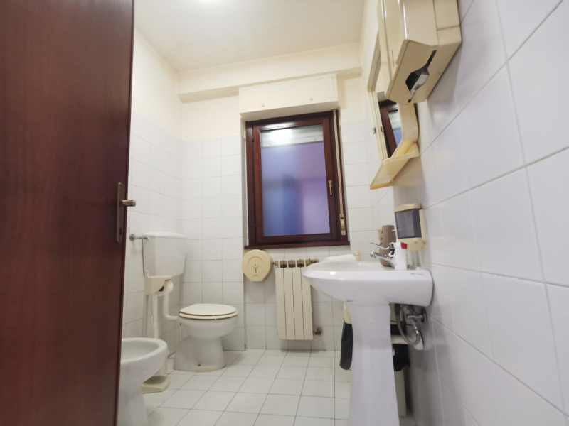 Tipologia Immobile: appartamento Provincia: roma Comune: velletri Località:  Indirizzo: Via Lata