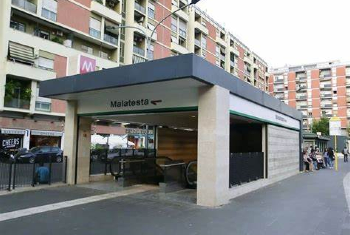 Tipologia Immobile: attività commerciale Provincia: roma Comune: roma Località: pigneto - largo preneste Indirizzo: Viale Filarete