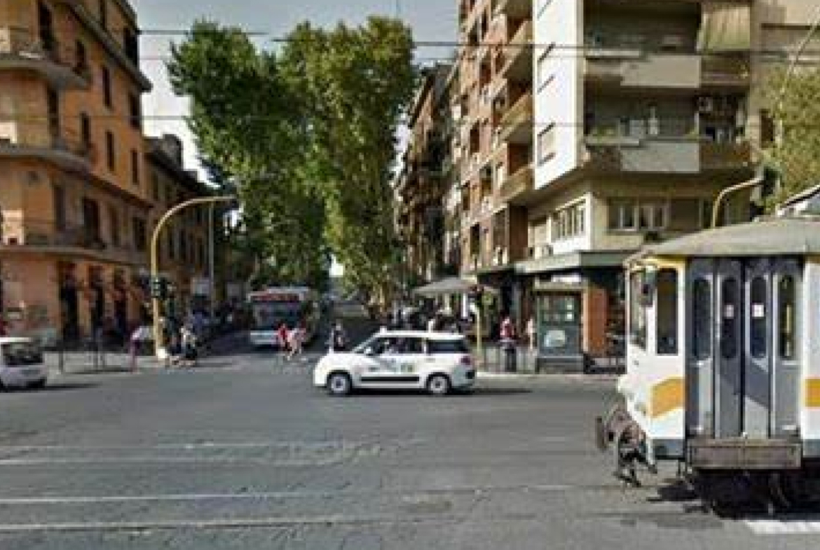 Tipologia Immobile: attività commerciale Provincia: roma Comune: roma Località: pigneto - largo preneste Indirizzo: Viale Filarete