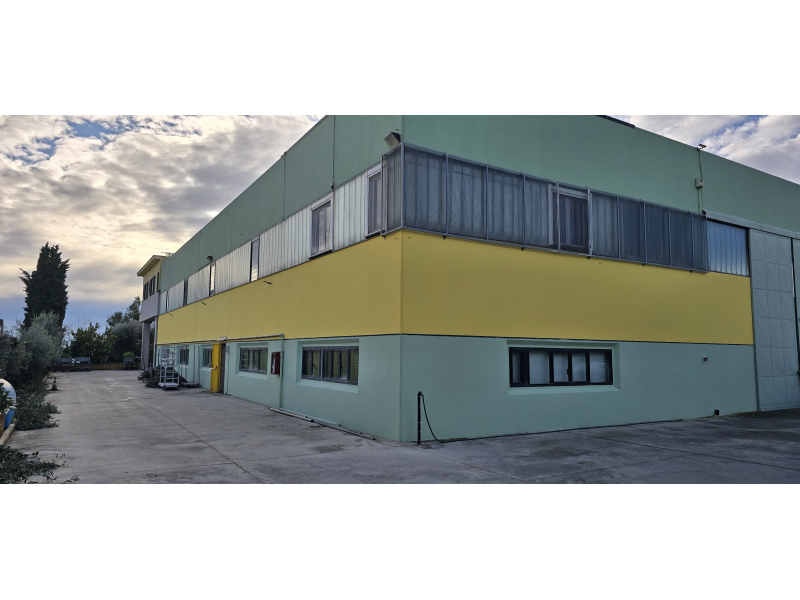 Tipologia Immobile: capannone Provincia: roma Comune: genzano di roma Località:  Indirizzo: Viale del Lavoro