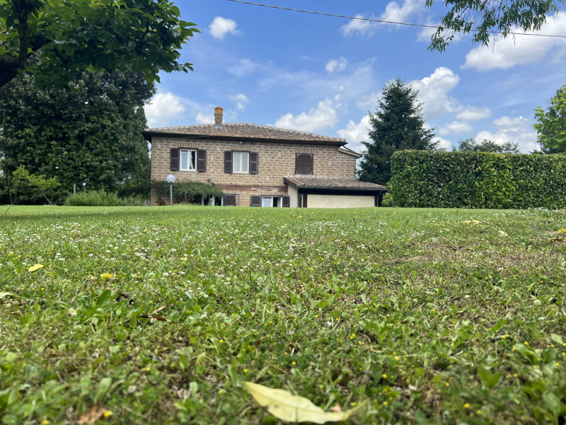 Tipologia Immobile: hotel Provincia: viterbo Comune: orte Località:  Indirizzo: Località Seripola