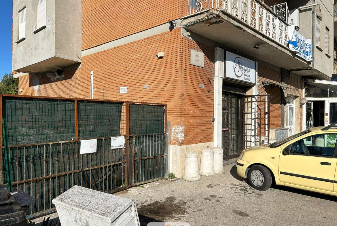 Tipologia Immobile: locale commerciale / negozio Provincia: roma Comune: ardea Località: tor san lorenzo Indirizzo: Via Niso