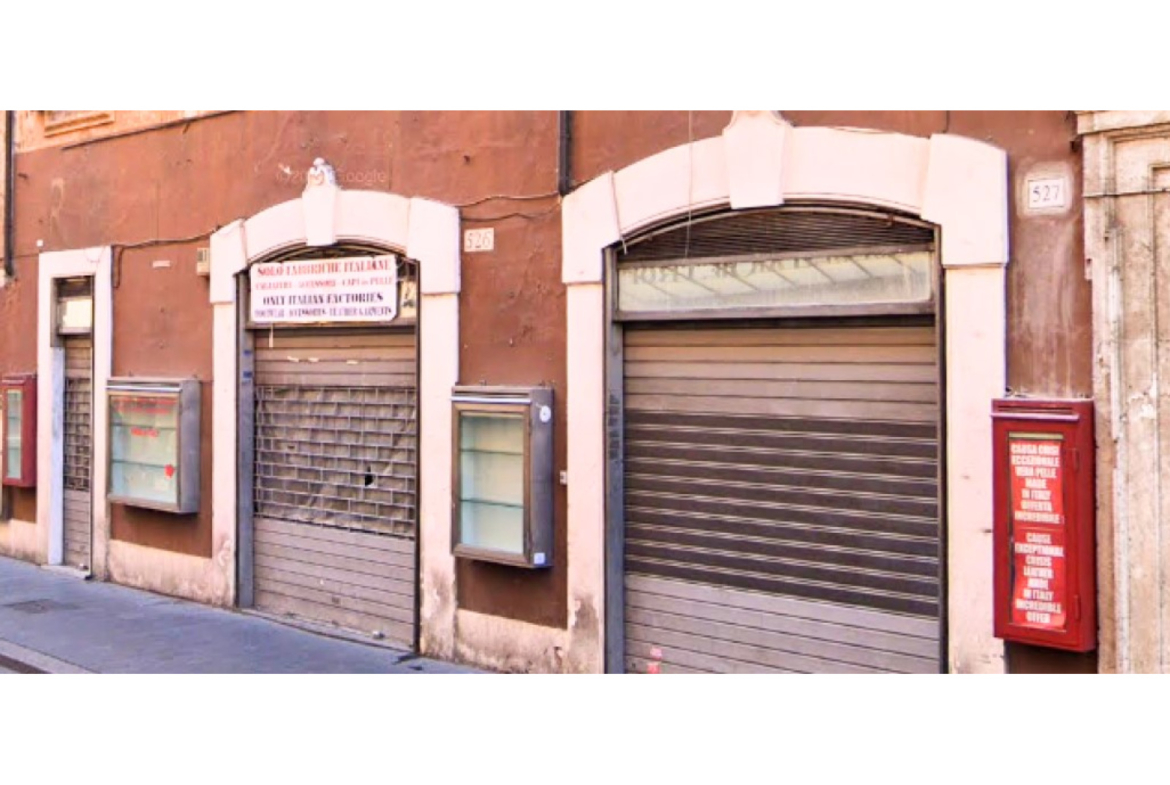 Tipologia Immobile: locale commerciale / negozio Provincia: roma Comune: roma Località: ripetta - v. emanuele - palatino Indirizzo: Via del Corso